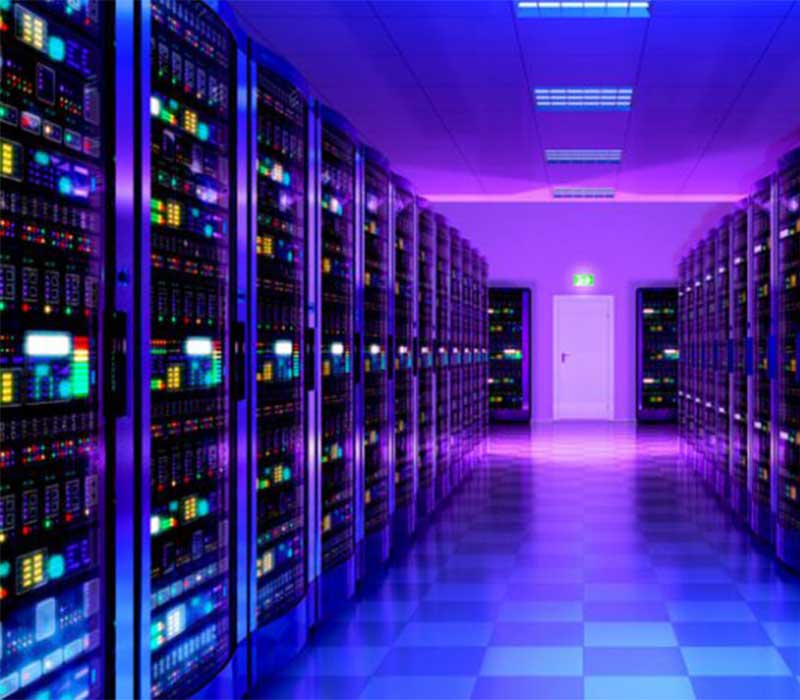 سرور چیست؟ انواع Server چیست و چه کاربردی دارد؟